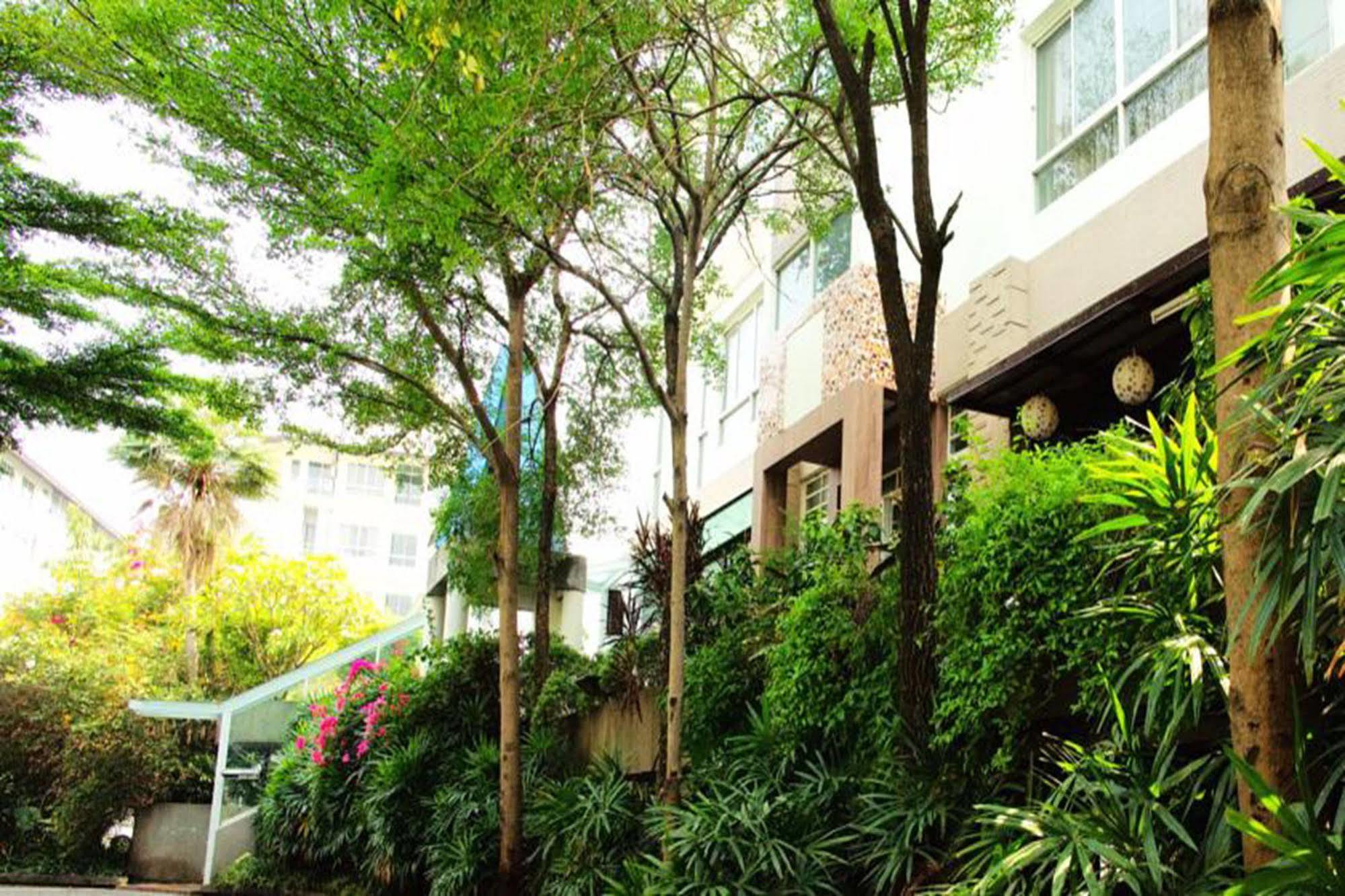 J. Park Hotel Чонбури Экстерьер фото